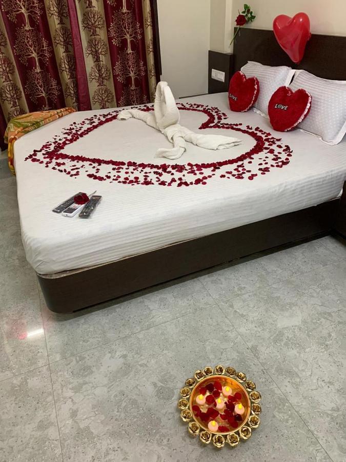 Strategic Inn Puri Exterior photo